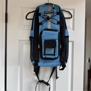 Yak Pak Brooklyn NY RARE XL Hiking Blue and Black Men's Backpack 90’s Y2K